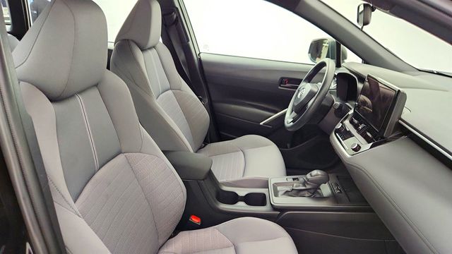 2026 Toyota Corolla Cross Hybrid S 4WD - 23019620 - 22