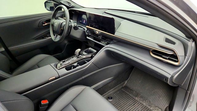 2026 Toyota Crown Platinum AWD - 23099896 - 24