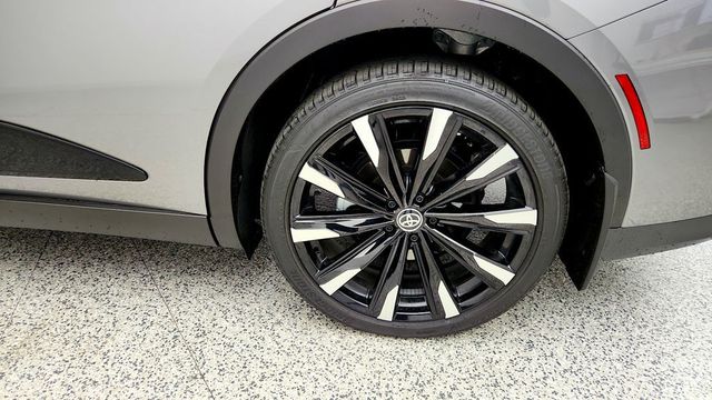 2026 Toyota Crown Platinum AWD w/ Bi-Tone Paint & Illumination Package - 23099896 - 9