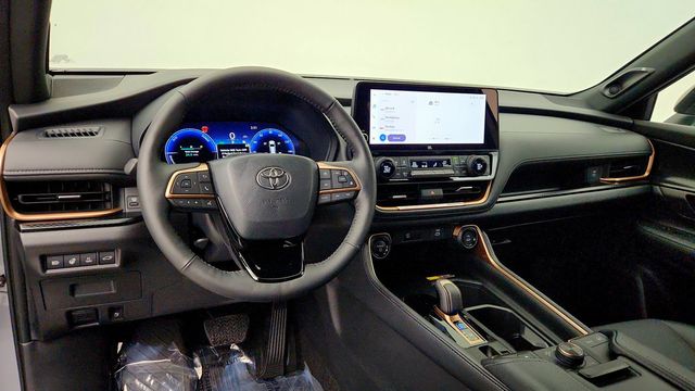 2026 Toyota Grand Highlander Hybrid MAX Platinum AWD w/ Tow Hitch - 23102241 - 12