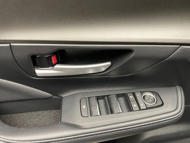 2026 Toyota Grand Highlander LE AWD - 23010315 - 9