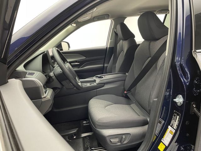 2026 Toyota Grand Highlander LE AWD - 23010315 - 12