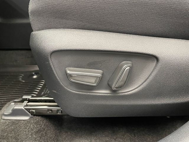 2026 Toyota Grand Highlander LE AWD - 23010315 - 13