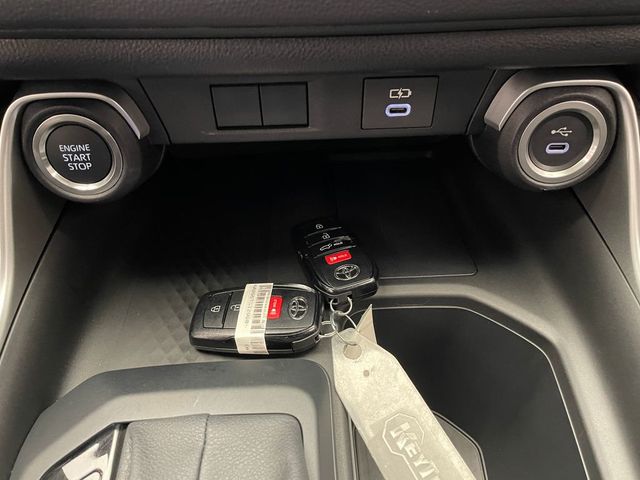 2026 Toyota Grand Highlander LE AWD - 23010315 - 27