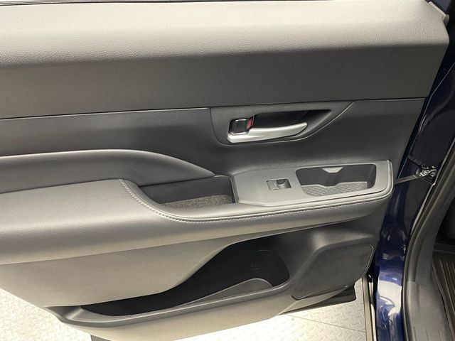 2026 Toyota Grand Highlander LE AWD - 23010315 - 31