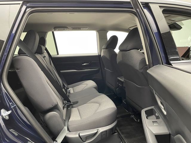 2026 Toyota Grand Highlander LE AWD - 23010315 - 35