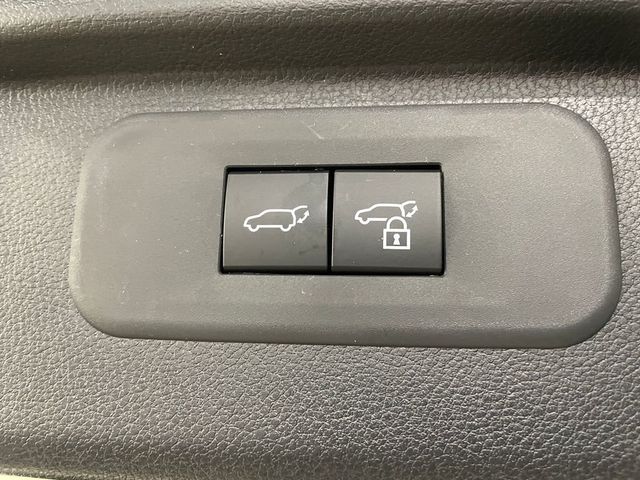 2026 Toyota Grand Highlander LE AWD - 23010315 - 42