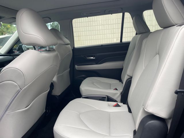 2026 TOYOTA GRAND HIGHLANDER XLE W/ MULTIPLE OPTIONS ($1,500 VALUE!!) - 23087193 - 12