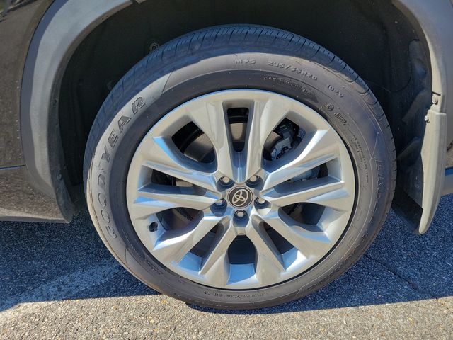 2026 Toyota Highlander Hybrid Limited AWD - 22980349 - 28