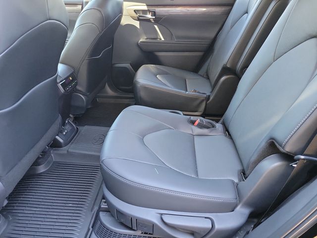 2026 Toyota Highlander Hybrid Limited AWD - 22980349 - 8