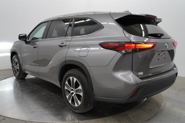 2026 Toyota Highlander Hybrid XLE - 23090874 - 4