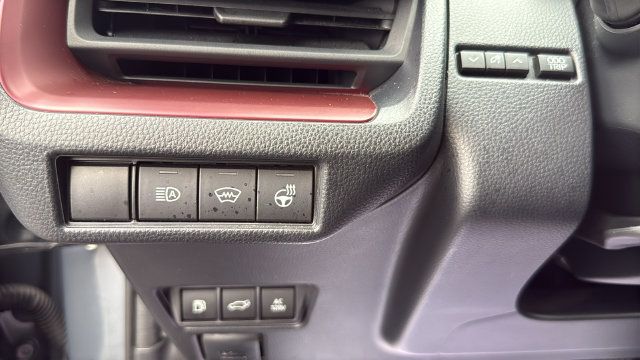 2026 Toyota Prius Plug-In Hybrid XSE Premium - 23092233 - 17