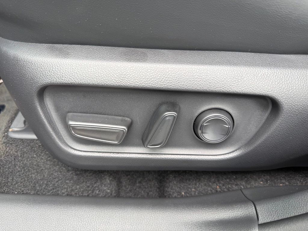 2026 Toyota RAV4 Plug-In Hybrid **RAV4 GR SPORT PLUG-IN HYBRID** - 23033986 - 11