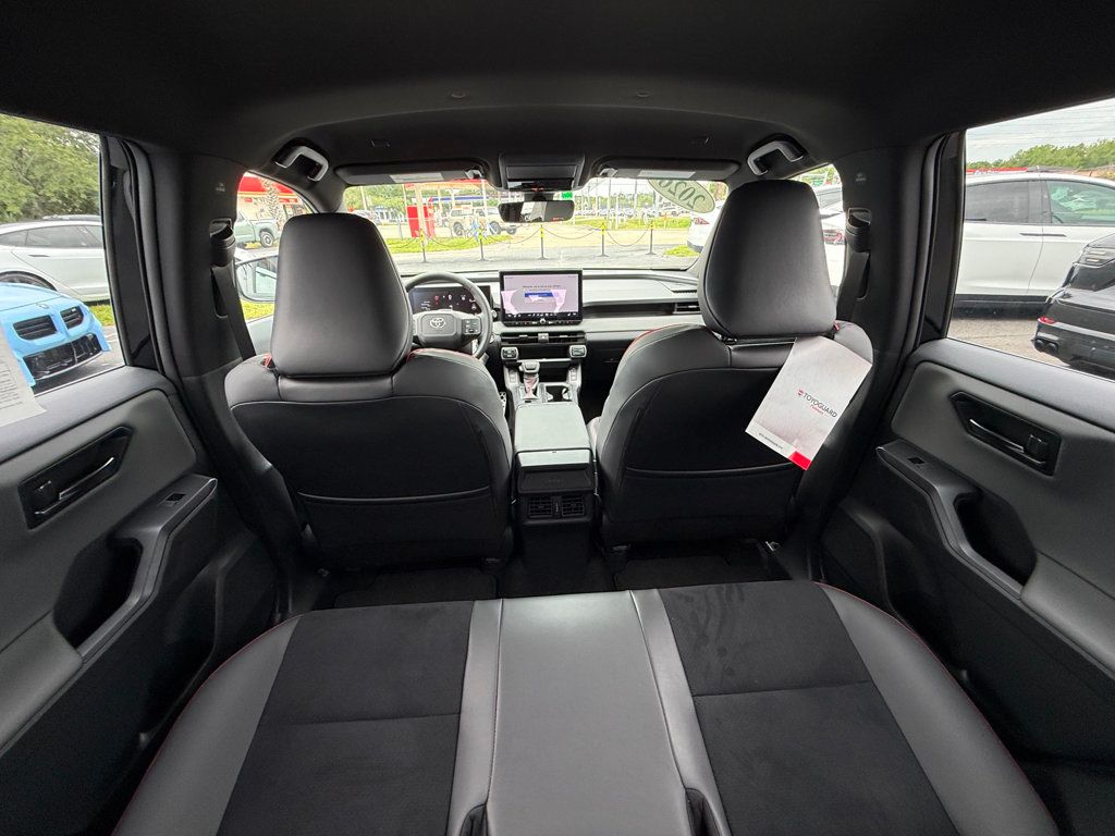 2026 Toyota RAV4 Plug-In Hybrid **RAV4 GR SPORT PLUG-IN HYBRID** - 23033986 - 27