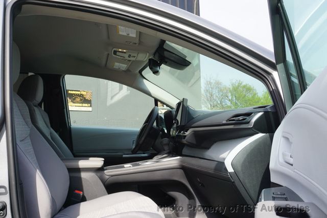 2026 Toyota Sienna LE FWD 8-Passenger - 23018440 - 10