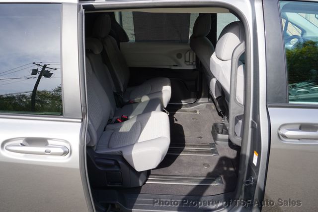 2026 Toyota Sienna LE FWD 8-Passenger - 23018440 - 13