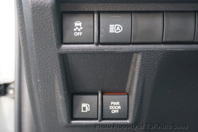 2026 Toyota Sienna LE FWD 8-Passenger - 23018440 - 37