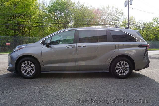 2026 Toyota Sienna LE FWD 8-Passenger - 23018440 - 3