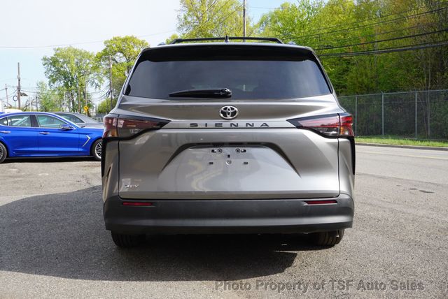 2026 Toyota Sienna LE FWD 8-Passenger - 23018440 - 5