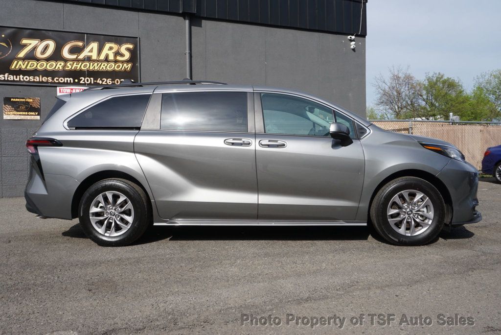 2026 Toyota Sienna LE FWD 8-Passenger - 23018440 - 7