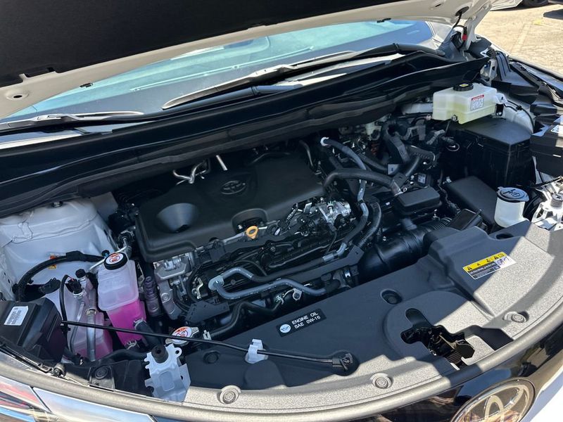 2026 Toyota Sienna Limited FWD 7-Passenger - 23041672 - 20