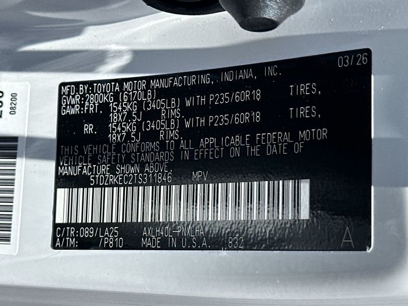 2026 Toyota Sienna Limited FWD 7-Passenger - 23041672 - 21