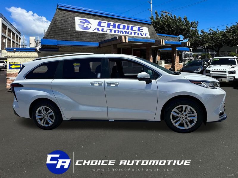 2026 Toyota Sienna Limited FWD 7-Passenger - 23041672 - 7