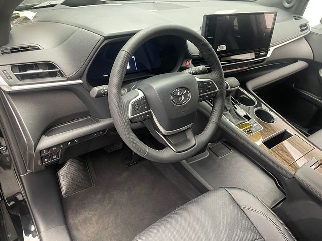 2026 Toyota Sienna Platinum AWD 7-Passenger - 22992791 - 10