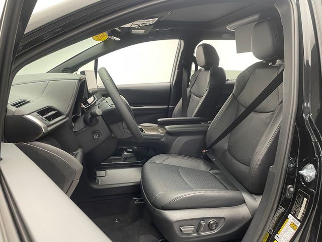 2026 Toyota Sienna Platinum AWD 7-Passenger - 22992791 - 12