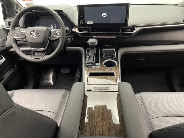 2026 Toyota Sienna Platinum AWD 7-Passenger - 22992791 - 18