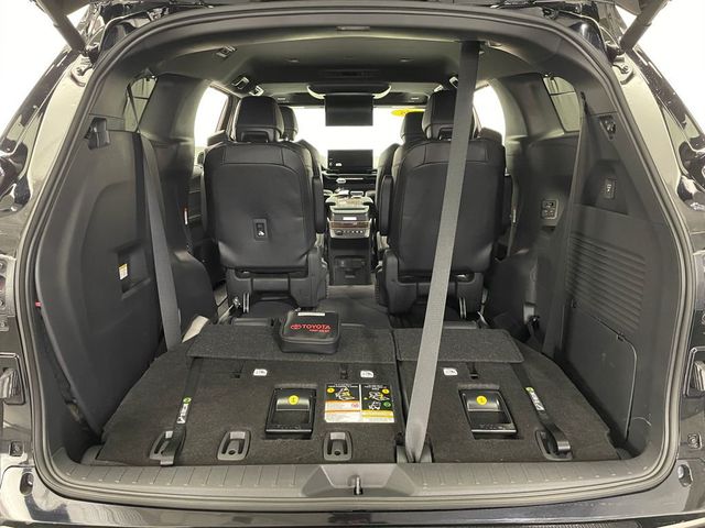2026 Toyota Sienna Platinum AWD 7-Passenger - 22992791 - 43