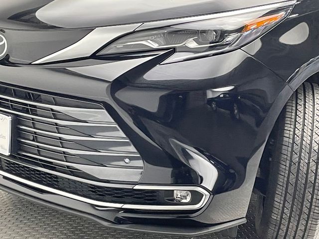 2026 Toyota Sienna Platinum AWD 7-Passenger - 22992791 - 49
