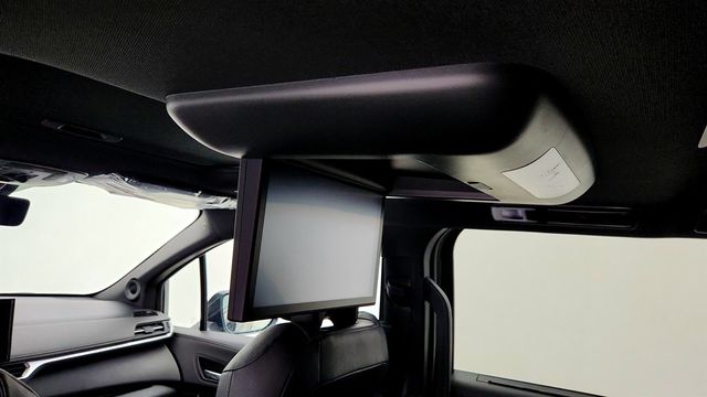 2026 Toyota Sienna Platinum AWD 7-Seater w/ 1080p HD Rear Seat Entertainment - 23006922 - 21