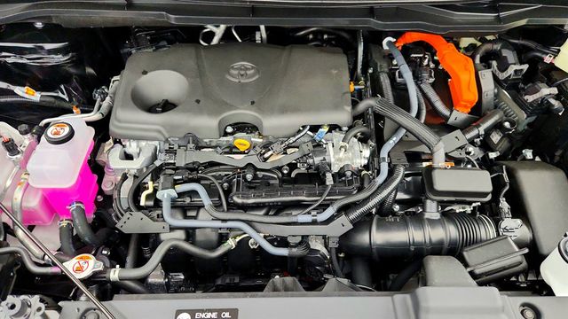 2026 Toyota Sienna Platinum AWD 7-Seater w/ 1080p HD Rear Seat Entertainment - 23006922 - 26