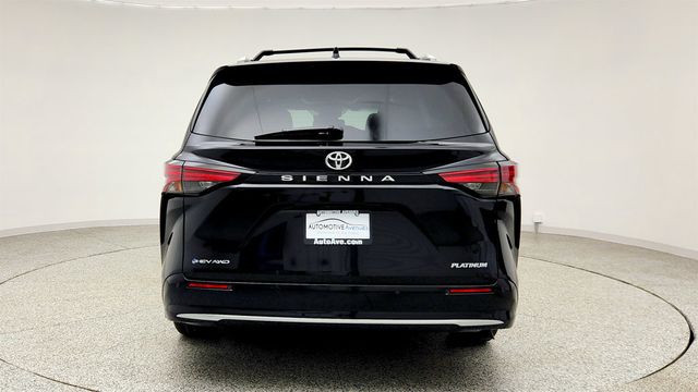 2026 Toyota Sienna Platinum AWD 7-Seater w/ 1080p HD Rear Seat Entertainment - 23006922 - 5