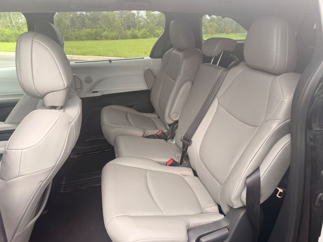 2026 Toyota Sienna XLE - 23093535 - 14