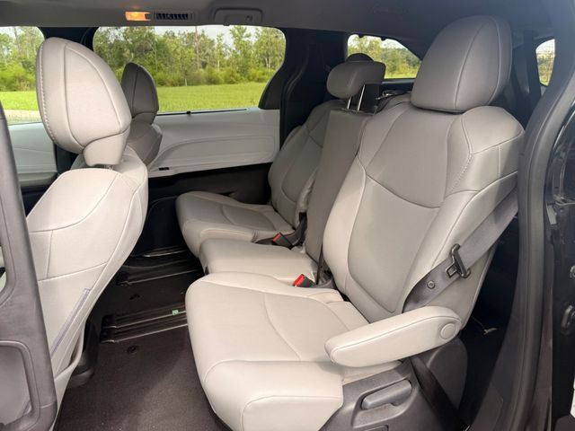 2026 Toyota Sienna XLE - 23093536 - 12