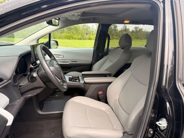 2026 Toyota Sienna XLE - 23093536 - 2