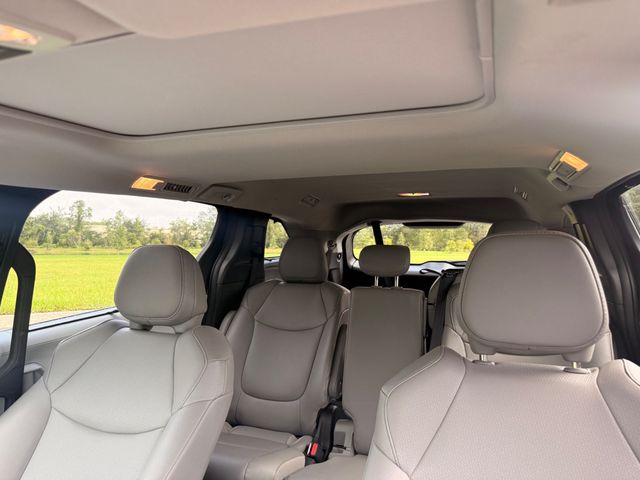 2026 Toyota Sienna XLE - 23093536 - 5