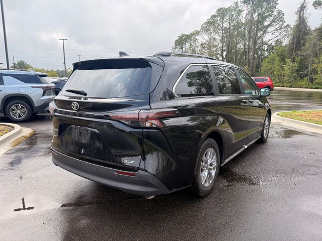 2026 Toyota Sienna XLE Autono-MaaS FWD 7-Passenger - 23093536 - 18