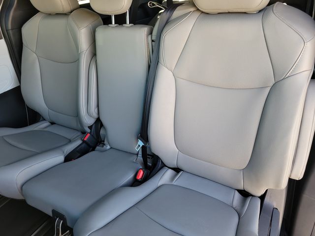2026 Toyota Sienna XLE FWD 8-Passenger - 23095214 - 9