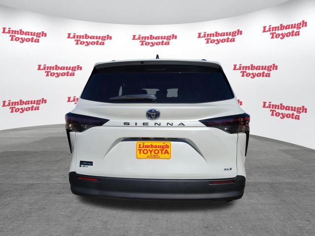 2026 Toyota Sienna XLE FWD 8-Passenger - 23095214 - 25