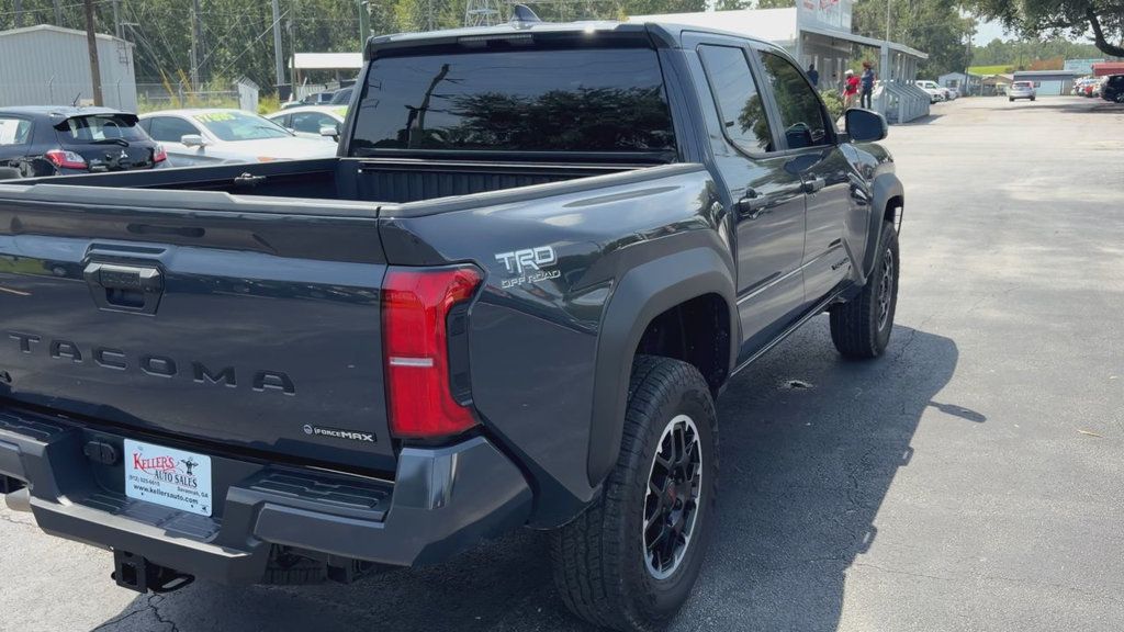 Toyota Tacoma 4WD DOUBLE CAB photo 8