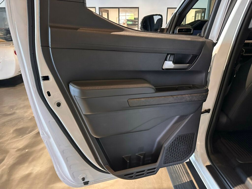 2026 Toyota Tacoma 4WD LocalTrade/Limited/Htd&CldSeats/MoonRoof/AdapCruise/JBL Audio - 23031477 - 25