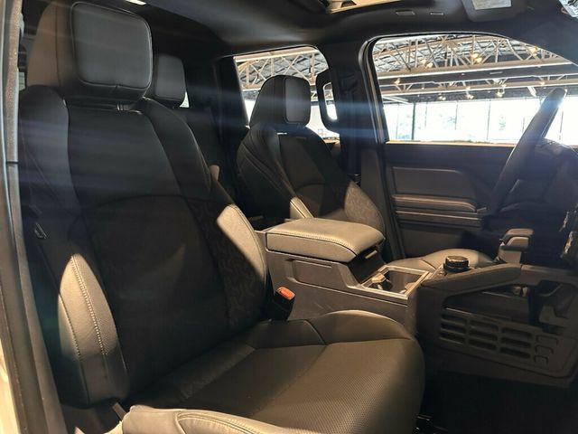 2026 Toyota Tacoma 4WD LocalTrade/Limited/Htd&CldSeats/MoonRoof/AdapCruise/JBL Audio - 23031477 - 33
