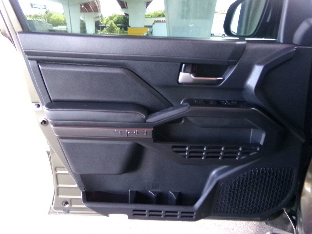 2026 Toyota Tacoma 4WD TRD Off Road Double Cab 5' Bed Automatic - 23024970 - 10