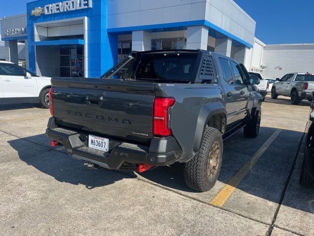 2026 Toyota Tacoma i-FORCE MAX Double Cab TrailHunterPkg/Htd&CldSeats/HtdSteering/DashCam/JBLAudio - 23076082 - 2