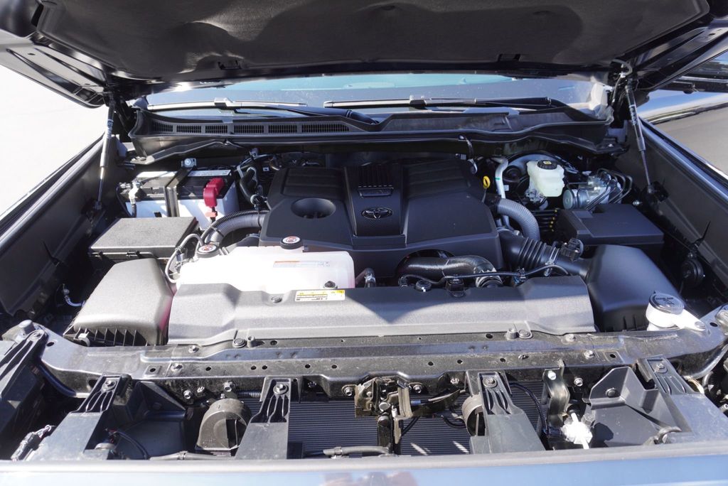 2026 Toyota Tundra PLATINUM - 23095783 - 44