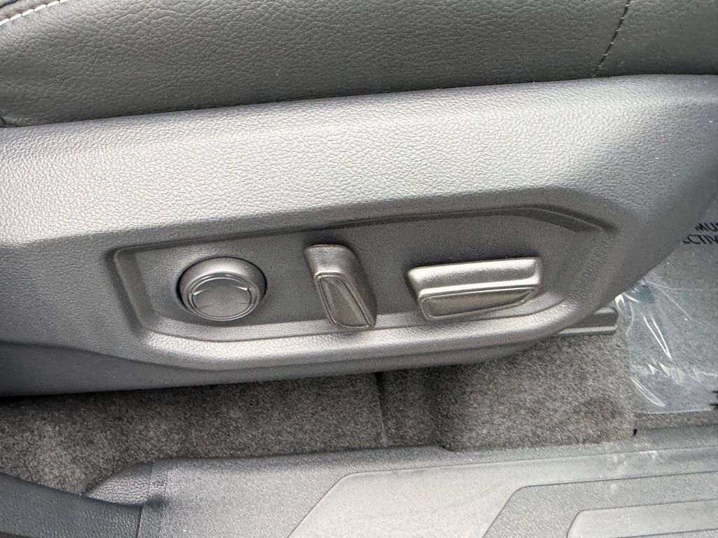 2026 Toyota Tundra 2WD **TUNDRA SR5 X SERIES*CONV PKG*LEATHER*PREMIUM PKG** - 22999712 - 28