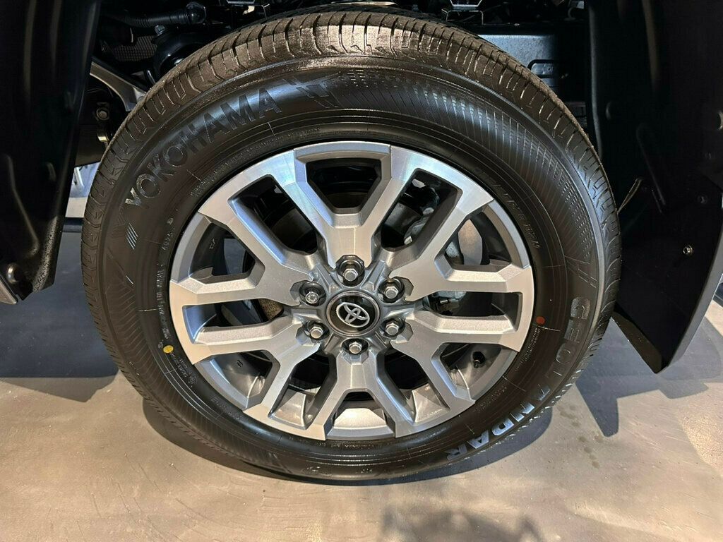 2026 Toyota Tundra 4WD 1794Edition/Htd&CldSeats/HeadUpDisplay/PwrRunningBoards/360Cam - 23036199 - 10